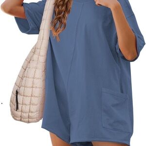 Blue Oversized T-Shirt with Cream Quilted Bag